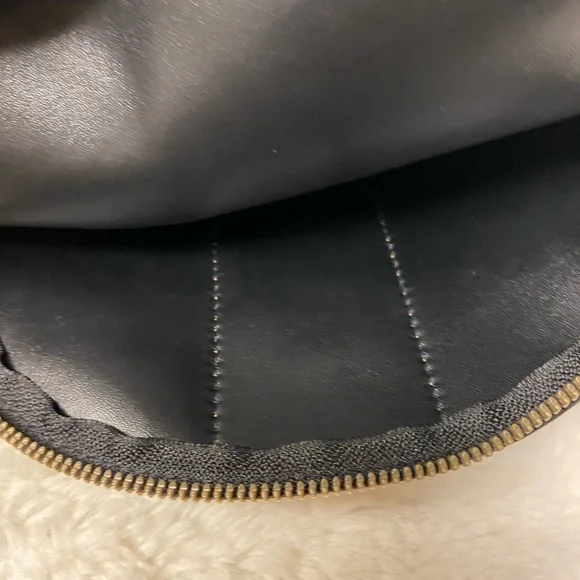 MCM Black and Tan Cosmetic Bag - Picture 4 of 7